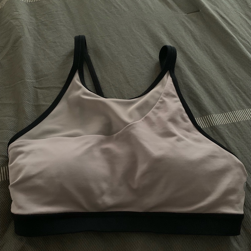 Lululemon bra